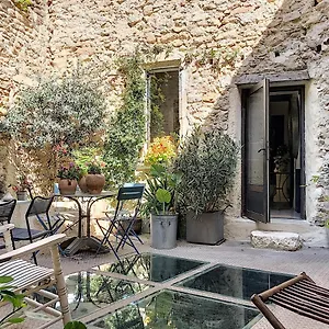 Gasthof La Vie De Chateau, Grignan